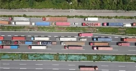 迎戰(zhàn)'最堵九月' 中小學(xué)開學(xué)日道路運(yùn)輸提醒